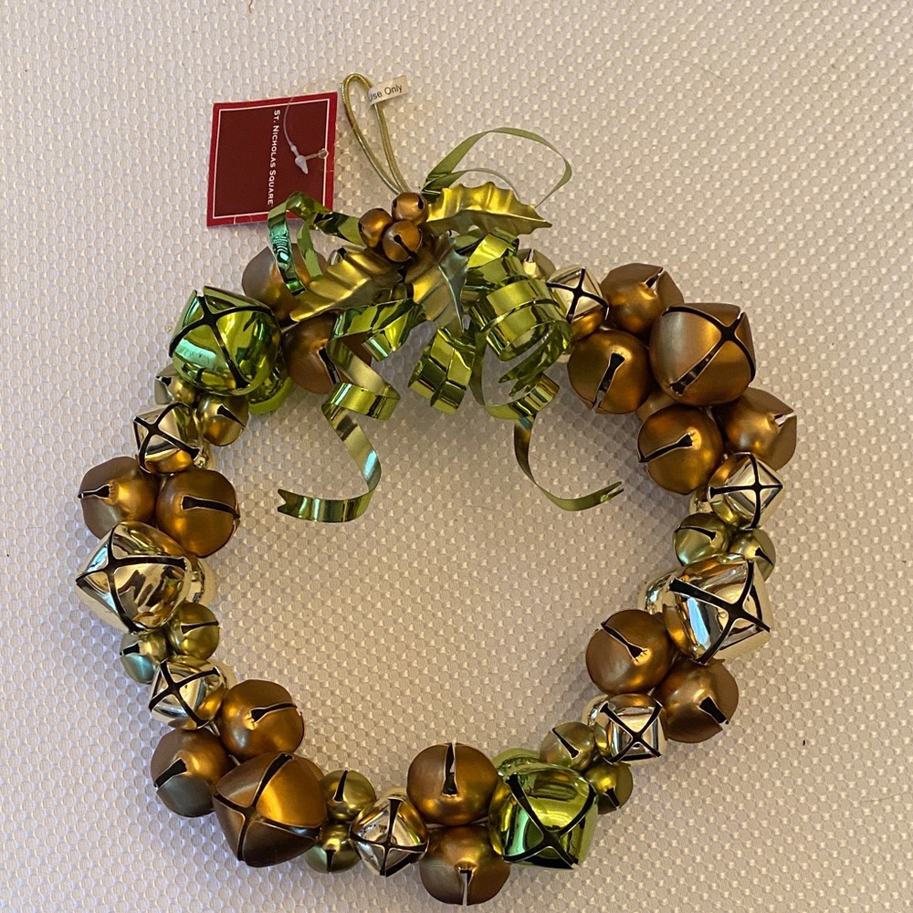 St. Nicholas Square Gold and Green Holiday Wreath